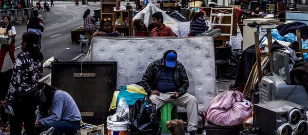 Vecinos desalojados de manera forzosa por civiles del predio Arcos de Belén #69 - Sputnik Mundo