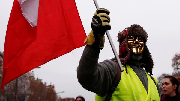 Las protestas de los 'chalecos amarillos' en París, Francia - Sputnik Mundo