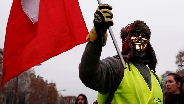 Protestas de los 'chalecos amarillos' en París - Sputnik Mundo