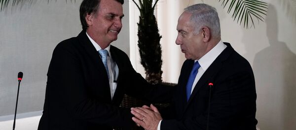 Jair Bolsonaro, presidente electo de Brasil, y Benjamín Netanyahu, primer ministro israelí Jair Bolsonaro, presidente electo de Brasil, y Benjamín Netanyahu, primer ministro israelí - Sputnik Mundo