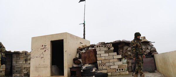 Militares sirios en los alrededores de Manbij Militares sirios en los alrededores de Manbij - Sputnik Mundo