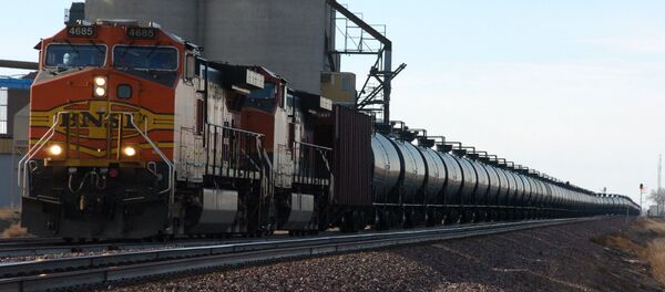 Un tren petrolero - Sputnik Mundo