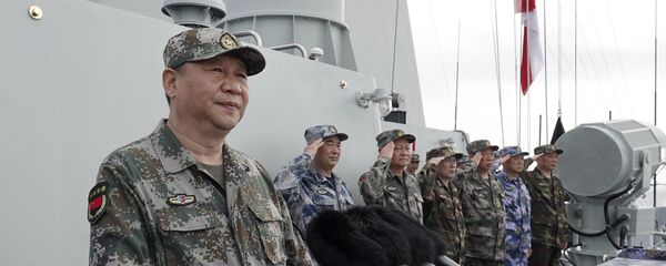 Xi Jinping, presidente y comandante en jefe de China, durante un discurso ante la Armada del Ejército Popular de Liberación (archivo) - Sputnik Mundo