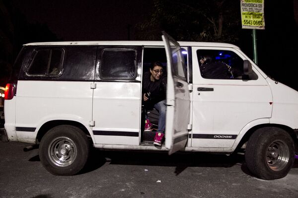 Camioneta del Loko, utilizada para repartir juguetes durante el día de reyes - Sputnik Mundo