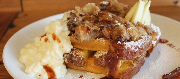 Budín de pan rancio con mantequilla - Sputnik Mundo