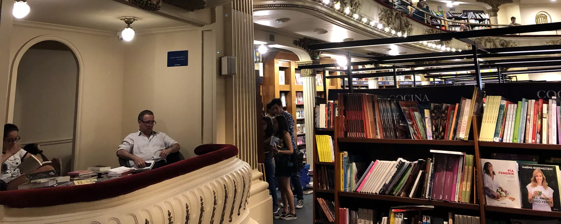 El Ateneo, la librería más linda del mundo. Buenos Aires, Argentina - Sputnik Mundo, 1920, 18.12.2020