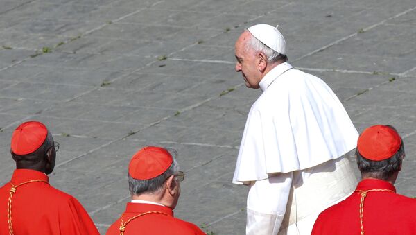 Papa Francisco en el Vaticano - Sputnik Mundo