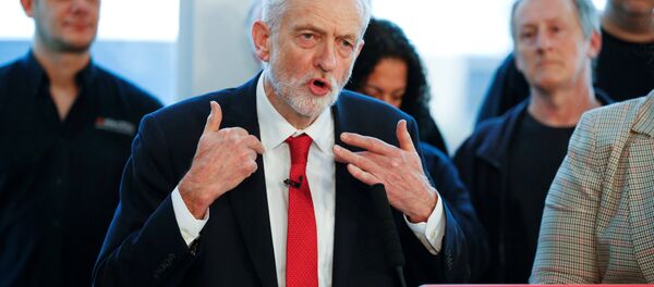 Jeremy Corbyn, líder del Partido Laborista británico - Sputnik Mundo