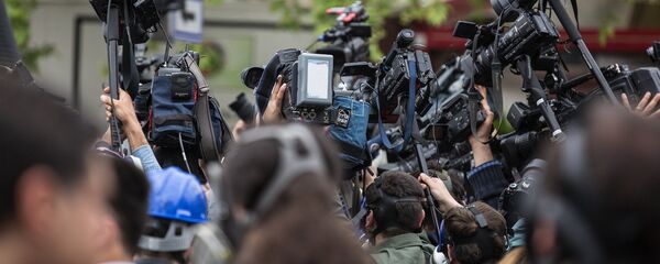 Periodistas (imagen referencial) - Sputnik Mundo