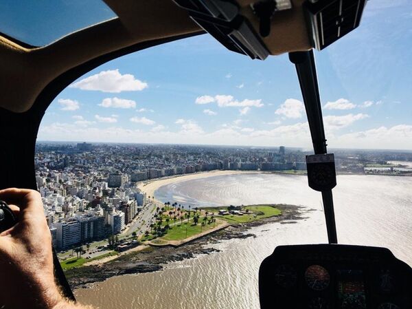 'Juan Salvador, vuelos de autor' - Sputnik Mundo