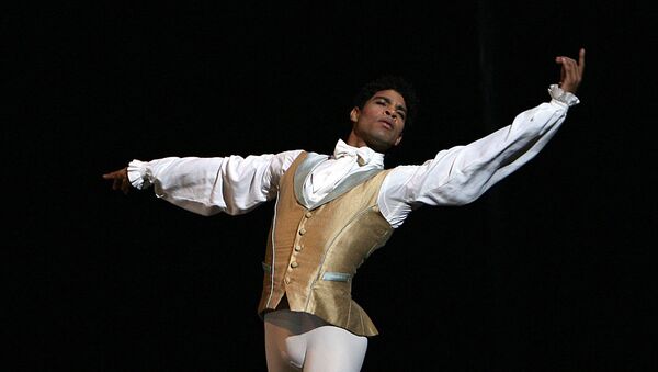 Carlos Acosta, reconocido bailarín cubano director de la compañía Acosta Danza - Sputnik Mundo