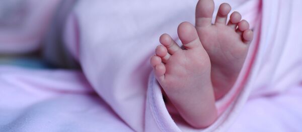 Un bebé, foto de archivo - Sputnik Mundo
