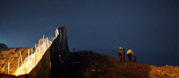 Los migrantes en la frontera entre México y EEUU - Sputnik Mundo