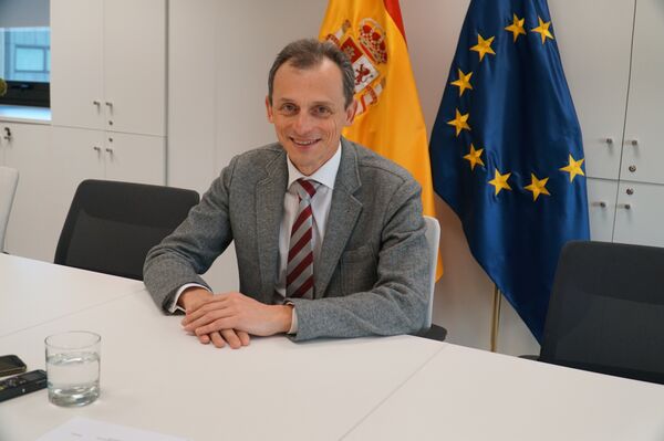 Pedro Duque, ministro de Ciencia e Innovación de España - Sputnik Mundo