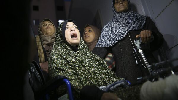 Mujeres en un hospital de Palestina - Sputnik Mundo