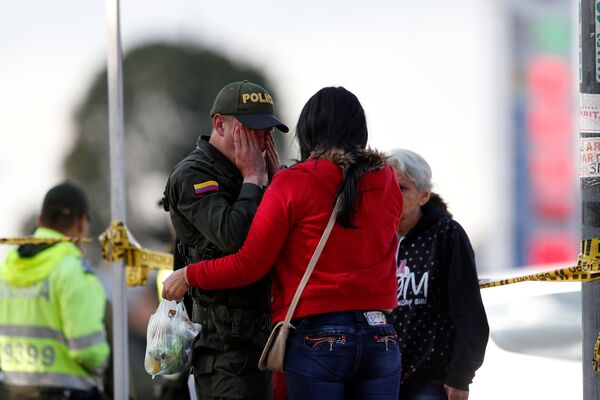 Atentado en Bogotá: imágenes desde el lugar de la tragedia - Sputnik Mundo