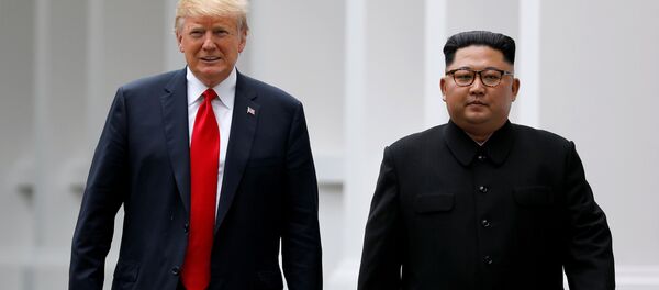 Kim Jong-un, líder norcoreano, y Donald Trump, presidente de EEUU Kim Jong-un, líder norcoreano, y Donald Trump, presidente de EEUU - Sputnik Mundo