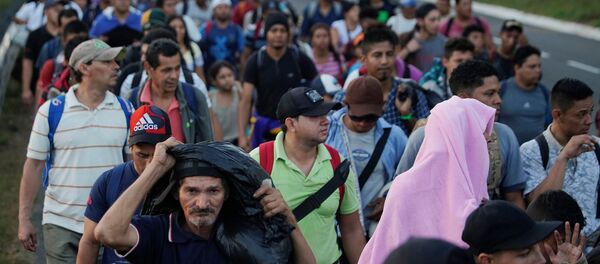 Caravana de migrantes - Sputnik Mundo