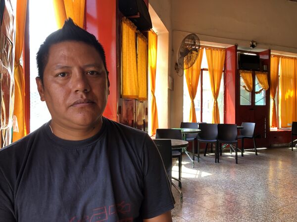 Fidel Daza Castellanos, inmigrante de Bolivia que vivió la explotación laboral en talleres clandestinos argentinos. - Sputnik Mundo