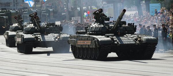 Tanques T-72 en Kaliningrado - Sputnik Mundo