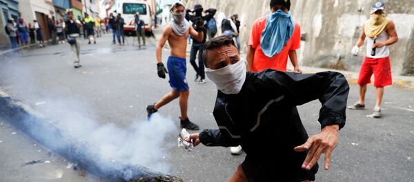 La tensa situación en Caracas - Sputnik Mundo