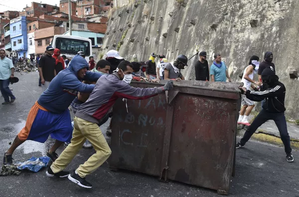 La tensa situación en Caracas - Sputnik Mundo
