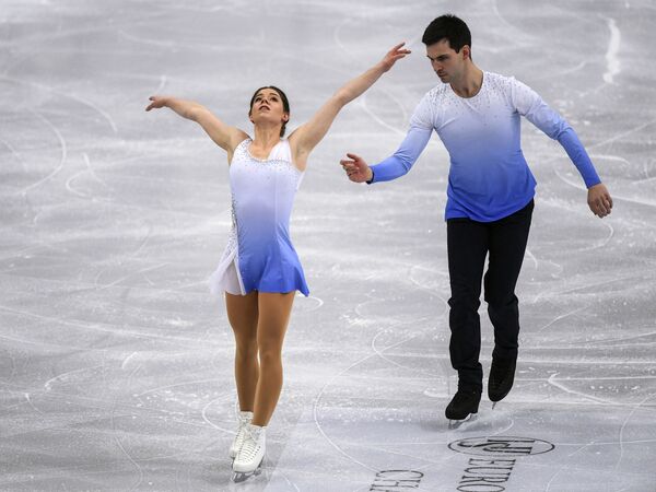 La belleza del movimiento: Campeonato Europeo de Patinaje Artístico, en imágenes - Sputnik Mundo