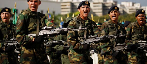 Los soldados venezolanos - Sputnik Mundo