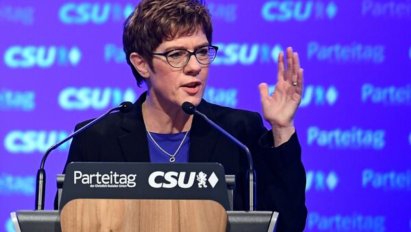 Annegret Kramp-Karrenbauer, nueva líder de la Unión Demócrata Cristiana de Alemania (CDU) - Sputnik Mundo