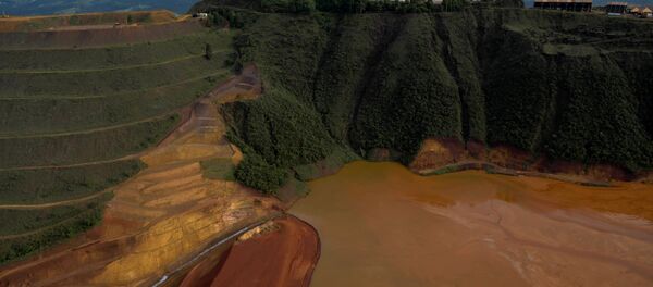Consecuencias de la ruptura de la represa minera en Brasil - Sputnik Mundo