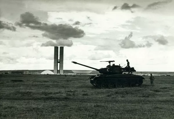 Un tanque M41 Walker Bulldog frente al Congreso Nacional de Brasil Un tanque M41 Walker Bulldog frente al Congreso Nacional de Brasil - Sputnik Mundo