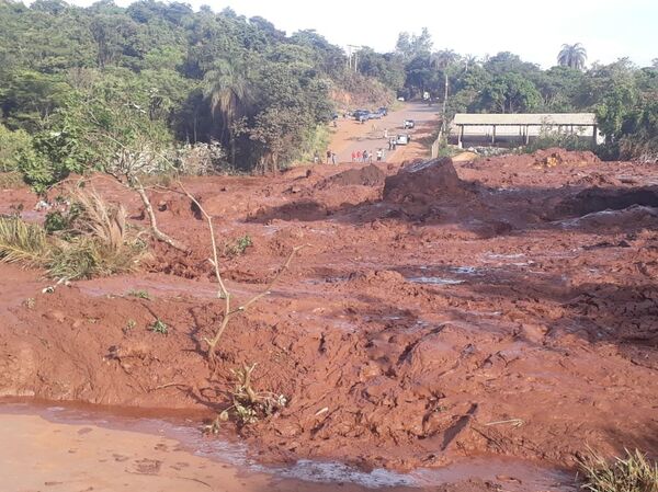 Esta foto fue tomada por un corresponsal de Sputnik que se encuentra en el lugar del accidente. - Sputnik Mundo