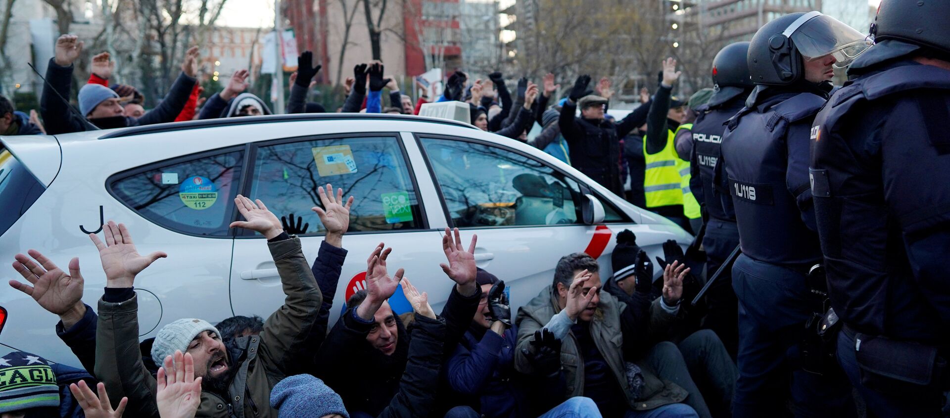 Protestas de los taxistas españoles en Madrid, España Protestas de los taxistas españoles en Madrid, España - Sputnik Mundo, 1920, 28.01.2019