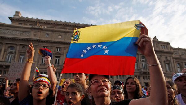 Una manifestación de opositores venezolanos en Buenos Aires - Sputnik Mundo