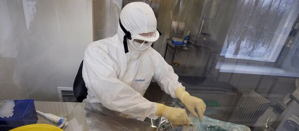 Un médico ruso - Sputnik Mundo