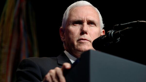 Mike Pence, vicepresidente de EEUU (archivo) Mike Pence, vicepresidente de EEUU (archivo) - Sputnik Mundo