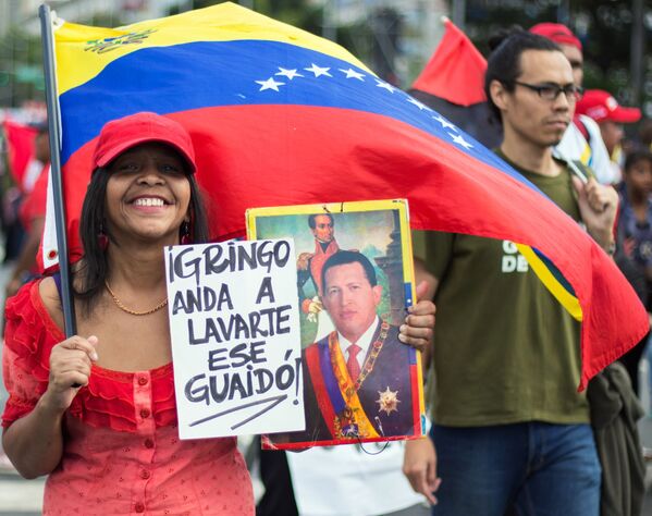 Las dos caras de Caracas: las manifestaciones con los partidarios de Maduro y Guaidó - Sputnik Mundo