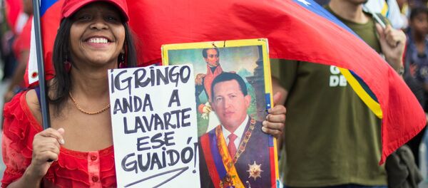 Las dos caras de Caracas: las manifestaciones con los partidarios de Maduro y Guaidó - Sputnik Mundo