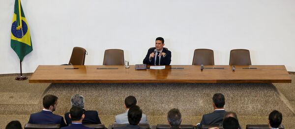 El juez Sérgio Moro, ministro de Justicia y Seguridad Pública de Brasil presentó su Proyecto de Ley Anticrimen - Sputnik Mundo