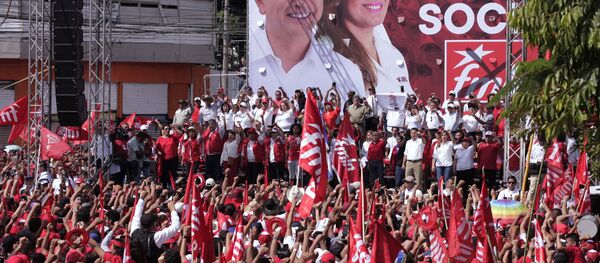 Partidarios del Frente Farabundo Martí para la Liberación Nacional (FMLN) en El Salvador - Sputnik Mundo