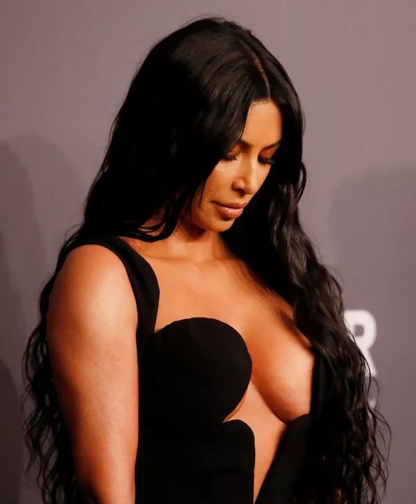 Los más bellos y sexuales atuendos de las invitadas de la Gala amfAR 2019 Los más bellos y sexuales atuendos de las invitadas de la Gala amfAR 2019 - Sputnik Mundo