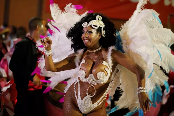 Uruguay se inunda de pasión y bailes: disfruta el candombe de Montevideo Uruguay se inunda de pasión y bailes: disfruta el candombe de Montevideo - Sputnik Mundo