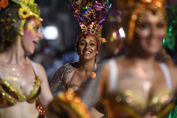 Uruguay se inunda de pasión y bailes: disfruta el candombe de Montevideo Uruguay se inunda de pasión y bailes: disfruta el candombe de Montevideo - Sputnik Mundo