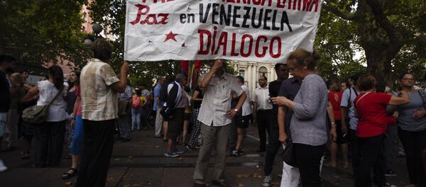 Manifestación en Uruguay a favor del diálogo - Sputnik Mundo