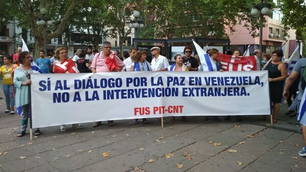 Manifestación Diálogo por la paz para Venezuela, convocada por el Pit-Cnt, el Encuentro Sindical Nuestra América y la Jornada Continental en Defensa de la Democracia y Contra el Neoliberalismo Manifestación Diálogo por la paz para Venezuela, convocada por el Pit-Cnt, el Encuentro Sindical Nuestra América y la Jornada Continental en Defensa de la Democracia y Contra el Neoliberalismo - Sputnik Mundo