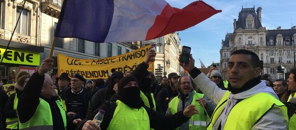 Protestas de chalecos amarillos en Francia - Sputnik Mundo