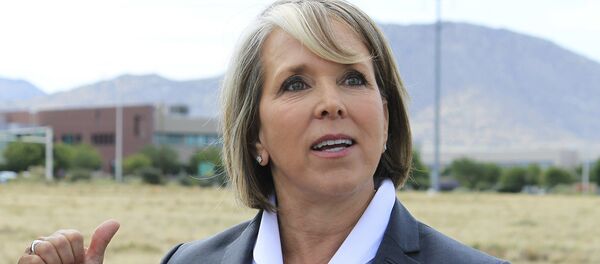 Michelle Lujan Grisham, gobernadora de Nuevo México Michelle Lujan Grisham, gobernadora de Nuevo México - Sputnik Mundo
