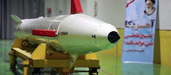 Dezful, misil iraní - Sputnik Mundo