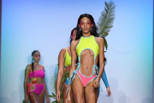 Más allá de los estereotipos: este desfile de moda no te dejará indiferente - Sputnik Mundo