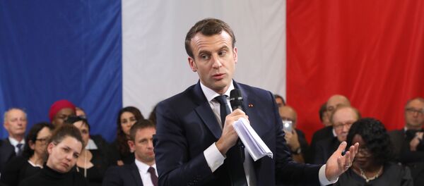 Emmanuel Macron, presidente de Francia - Sputnik Mundo